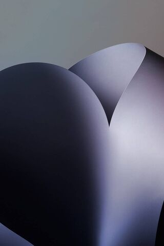 Elegant Curves: The Google Pixel 2 Aesthetic