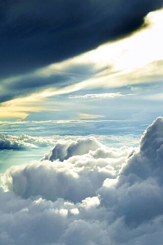 Heavenly Horizons: A Sk..