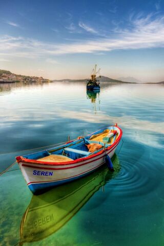 Serene Waters: A 3D Esc..