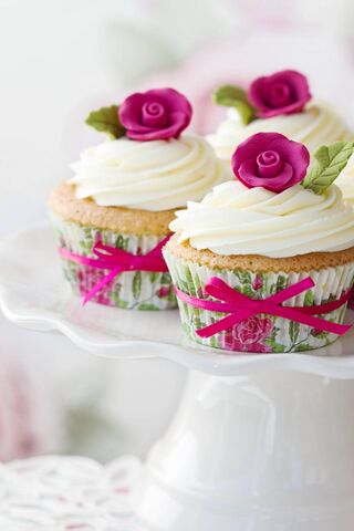 Sweet Blooms: Cupcake D..