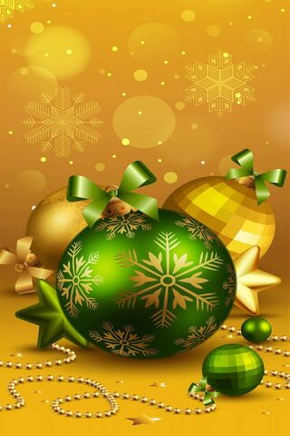 Festive Ornaments: A Touch of Holiday Cheer! 🎄✨