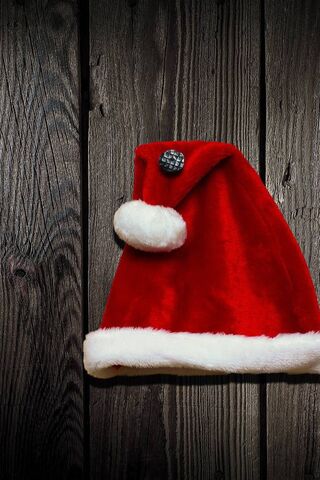 Festive Cheer: The Iconic Santa's Hat 🎅✨