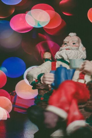 Festive Cheer: Santa's Cozy Moment 🎅✨