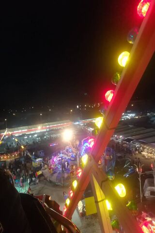 Luna Park: A Night of Whimsy and Wonder 🎡✨