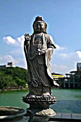 Serenity by the River: The Ganga Ramaya