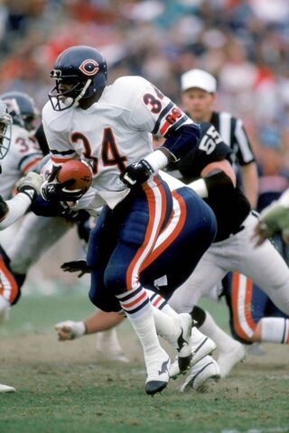 The Legendary Walter Payton: A Football Icon 🏈✨