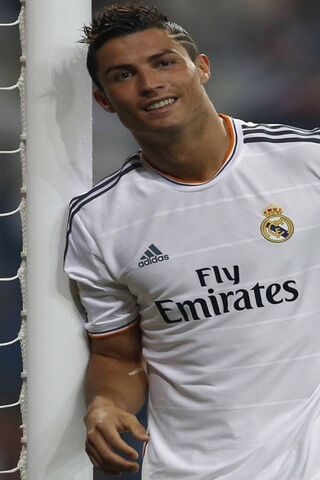 Ronaldo: The Goal-Scoring Legend ⚽️✨