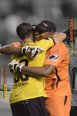 Celebrating Team Spirit: Aleman and Banguera Unite! 🎉🤝