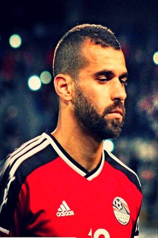 The Heart of Al-Ahly: A Champion's Resolve ⚽️❤️