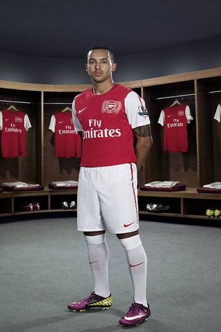 Phoneky Theo Walcott Hd خلفيات