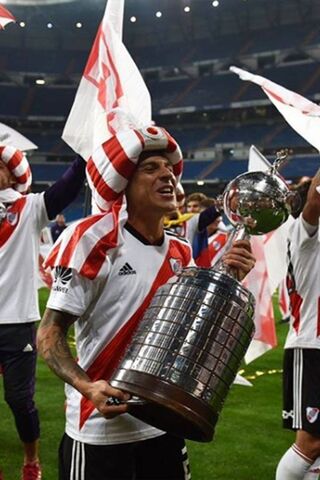 Celebrating Victory: The Spirit of Piel De Gallina 🏆🎉