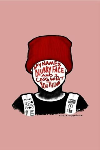 The Enigmatic Blurry Face 🎨