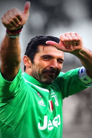 Legendary Keeper: Gianluigi Buffon's Iconic Moment 🥅✨