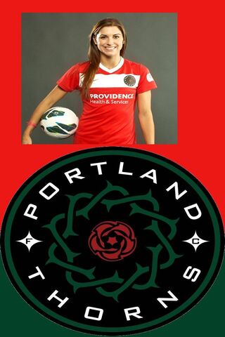 Alex Morgan: Star Forward of the Portland Thorns ⚽🌹