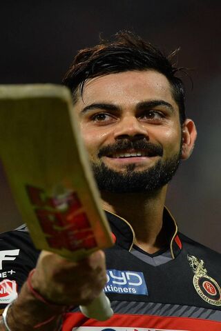 Virat Kohli: The Cricket Maestro in Action! 🏏✨