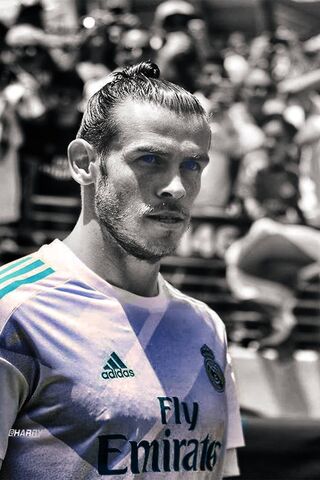 Master of the Pitch: Gareth Bale in Action ⚽️🔥