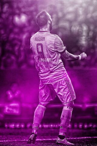 Gonzalo Higuain: The Goal-Scoring Maestro ⚽️✨