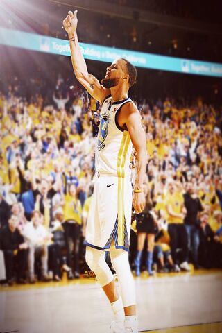 Steph Curry: The Three-Point King 🏀👑