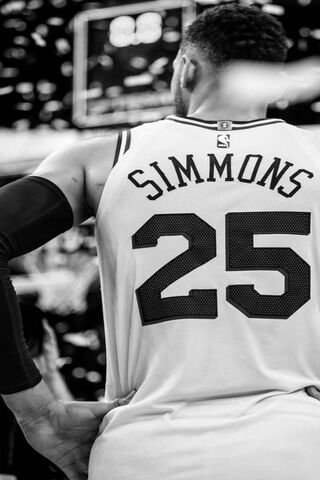 The Game Changer: Simmons in Action 🏀✨