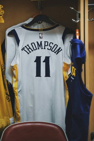 The Legacy of Klay Thompson: A Champion's Jersey 🏀✨