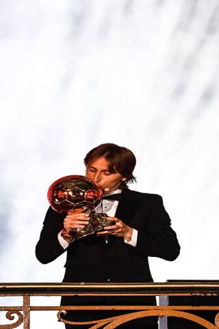 Luka Modric: A Moment of Glory 🌟🏆