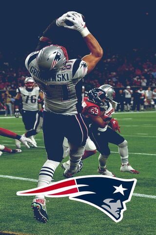 Touchdown Triumph: The Patriots in Action! 🏈✨