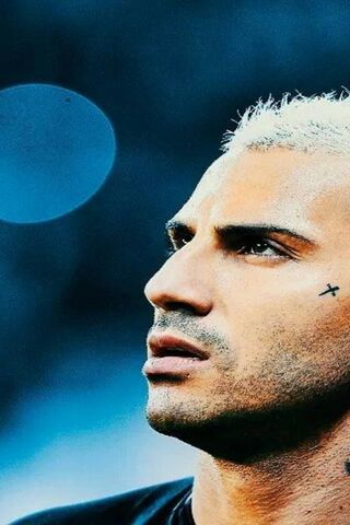 Quaresma: The Intensity of a Football Legend ⚽✨