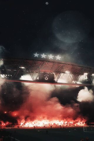 Galatasaray Inferno: A Night of Passion 🔥⚽️