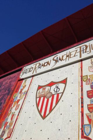 Home of Champions: Estadio Ramón Sánchez Pizjuán 🏟️⚽