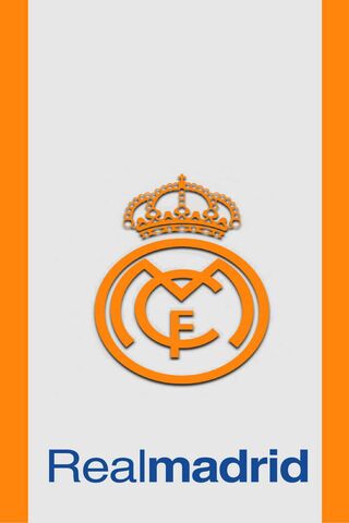 The Iconic Emblem of Real Madrid ⚽👑