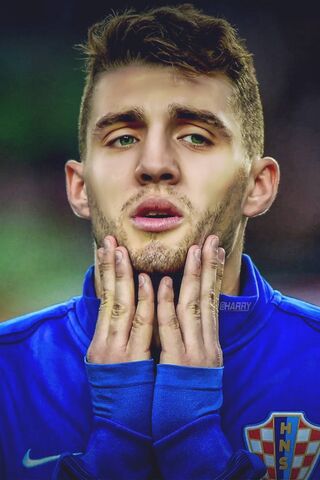 Focused Determination: Mateo Kovacic in Action ⚽️