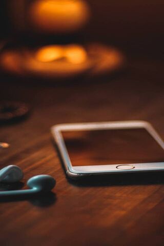 Chill Vibes with iPhone..