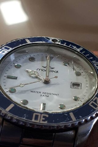 Timeless Elegance: The Reloj