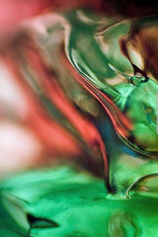 Vibrant Waves of Innovation: Samsung Galaxy S10