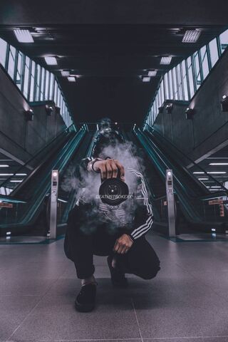 Urban Lens: Capturing the Moment 📸✨