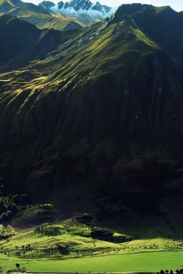 Lake Beside The Mountain