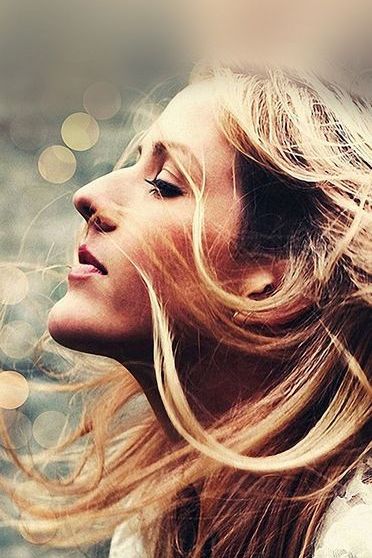 Ellie Goulding