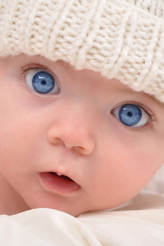 Olhos azuis preciosos