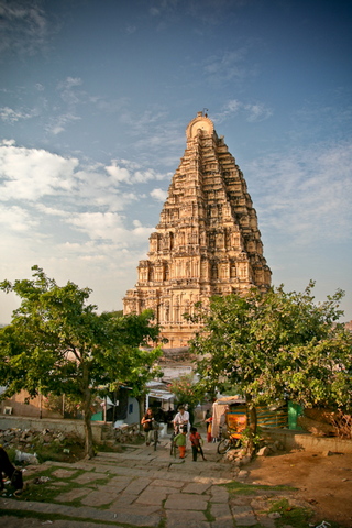 Templo Virupaksha