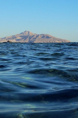 Sự thanh thản trong vắt: Cái ôm tươi mát của thiên nhiên 🌊✨