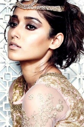 Ileana: A Glimpse of Elegance ✨