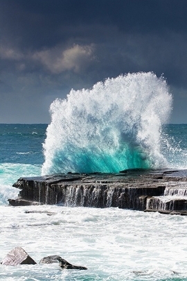 Eternal Dance of the Ocean 🌊✨