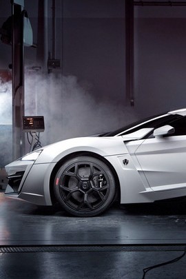 Lykan Hypersport: The Pinnacle of Luxury and Speed 🚗✨