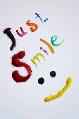 बस मुस्कुराओ