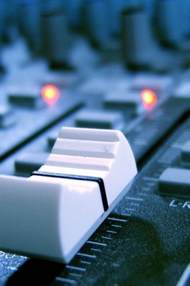 Mixer Console Equalizer R