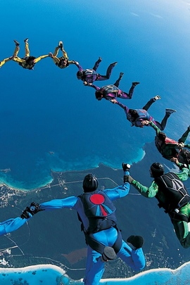 Parachute Jump Synchronously Beautifully 82441 720x1280
