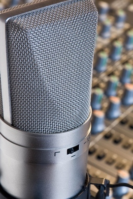 Microphone Remote Studio Eq 80020 720x1280