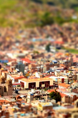 Urban Tapestry: A Glimpse of City Life 🌆