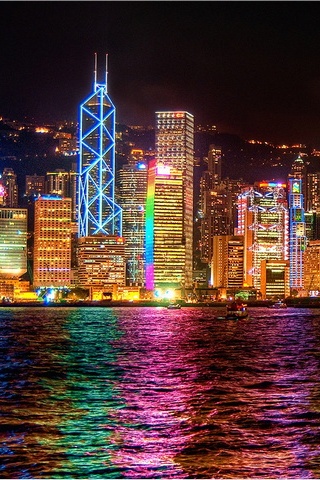 Neon Dreams: The Vibrant Pulse of Hong Kong Nights 🌆✨