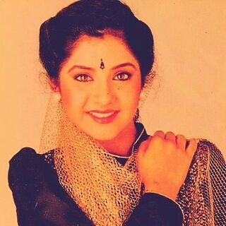 Divya Bharti Wallpaper - Download to your mobile from PHONEKY